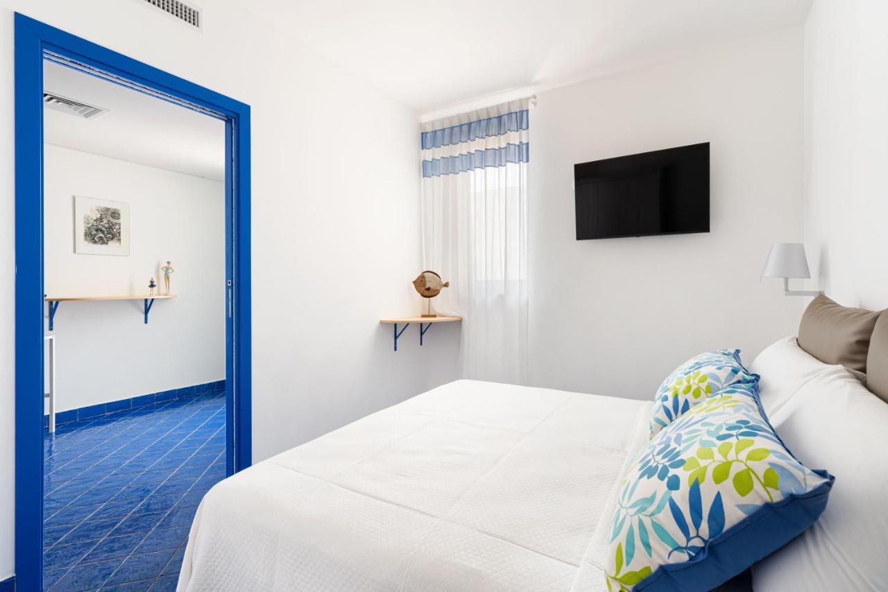 Bed and Breakfast Don Leonardo - Pool And Wellness Полиньяно-а-Маре Экстерьер фото
