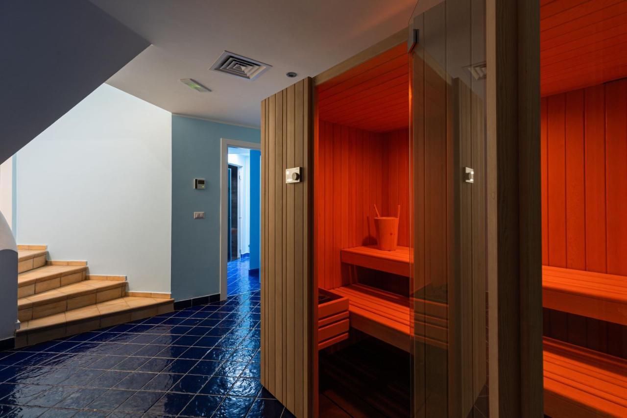 Bed and Breakfast Don Leonardo - Pool And Wellness Полиньяно-а-Маре Экстерьер фото